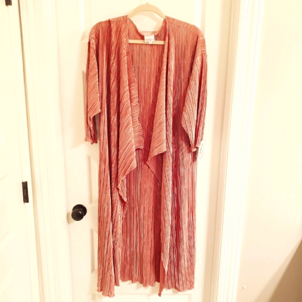 Lularoe NWT Shirley, Large, Rose, NWT